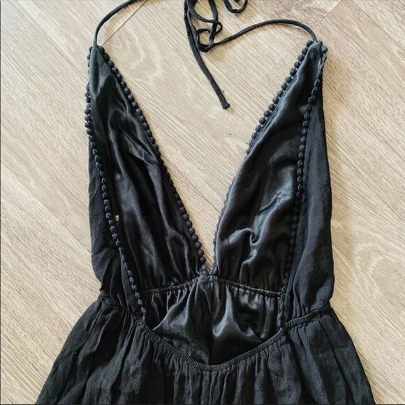 ✨ Audrey 3+1 Pom Halter Romper✨ - Picture 6 of 6